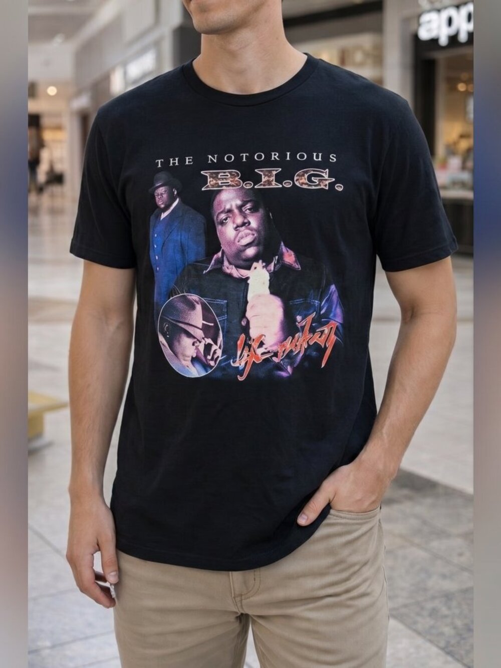 NOTORIOUS  B.I.G . CONCERT BAND  TEE (MEDIUM)